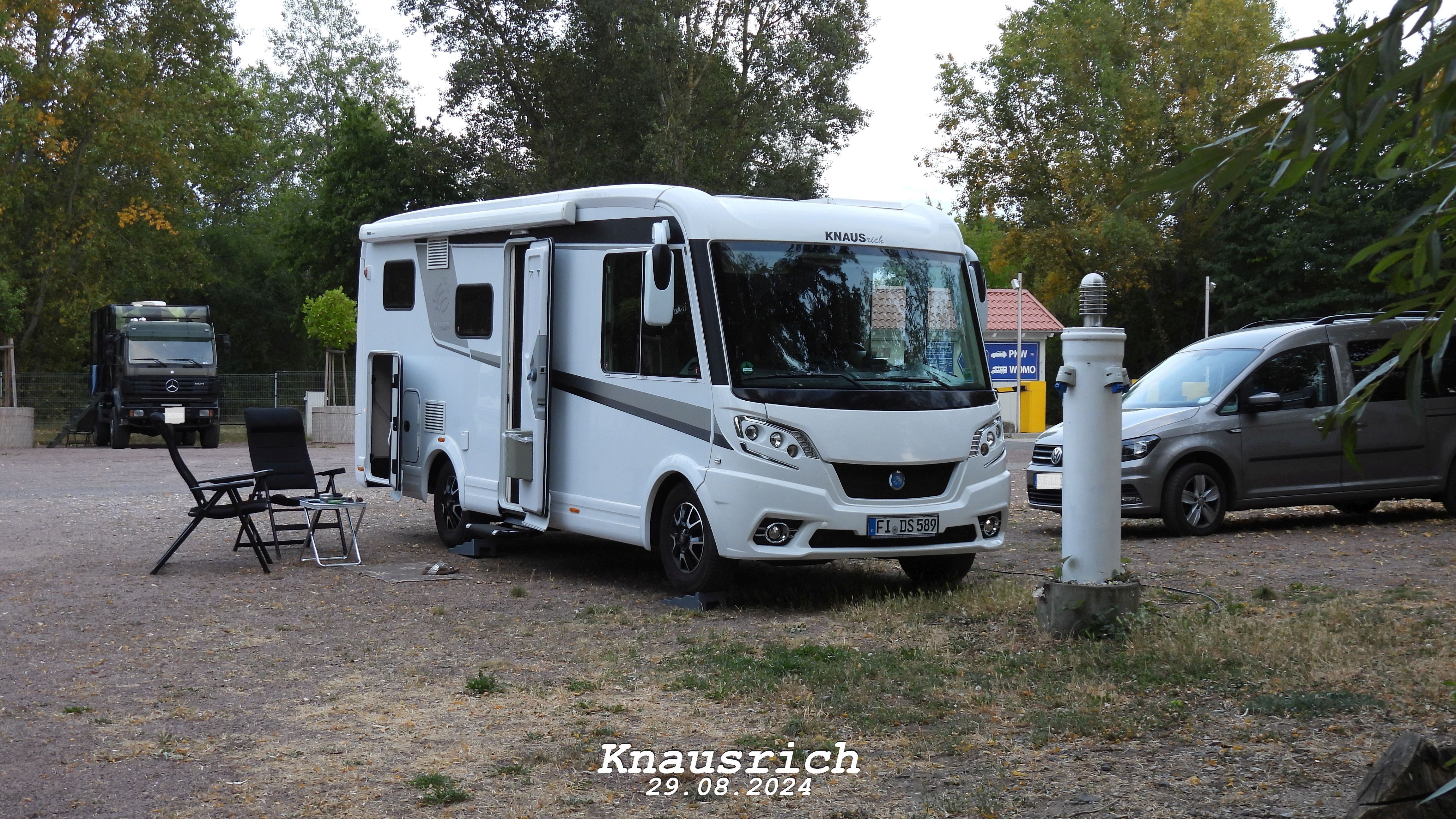 Wohnmobilstellplatz: Parkplatz und WOMO Stellplatz "Zum Weinberg" Geiseltalsee Mücheln