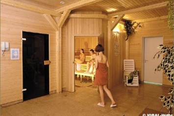Wohnmobilstellplatz: Sauna optional - IQBAL Wohnmobilstell- & Campingplatz mit Flair