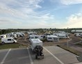 Wohnmobilstellplatz: Unsere großen Stellplätze  - Campingpark Erfurt