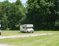 Wohnmobilstellplatz: Copyright: Tourismusgemeinschaft Marbach Bottwartal - Wohnmobilstellplatz im Sportgebiet "Winzenhausener Tal"