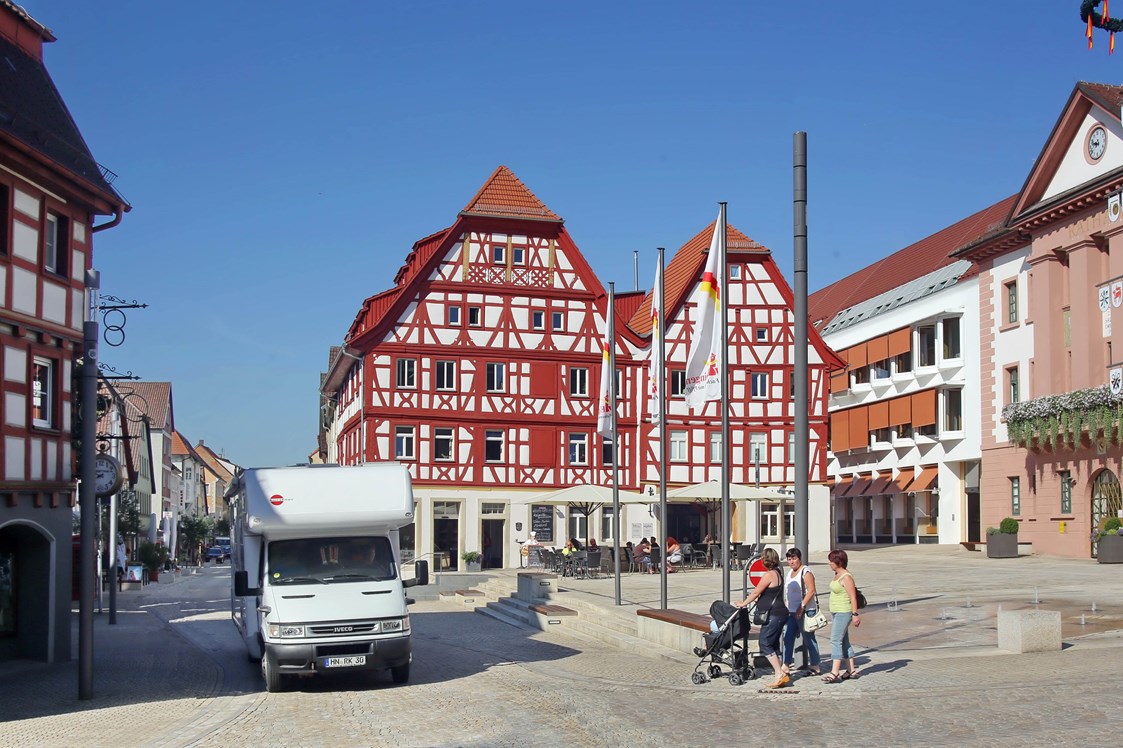 Wohnmobilstellplatz: Machen Sie einen STOPP mit Ihrem Wohnmobil in Eppingen! - Wohnmobilhalt an der Hilsbach