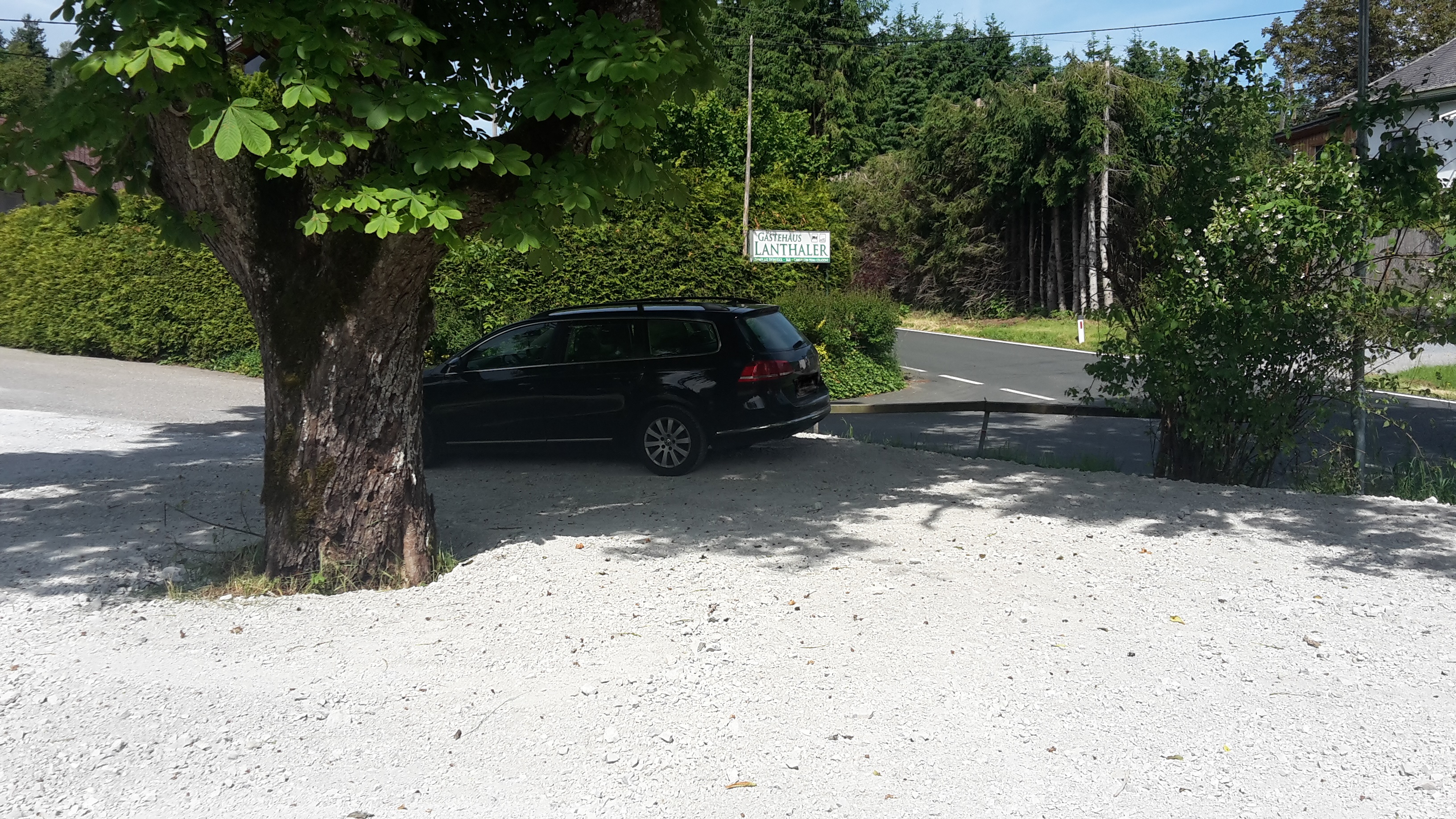 Wohnmobilstellplatz: Gästehaus Lanthaler - Stellplätze