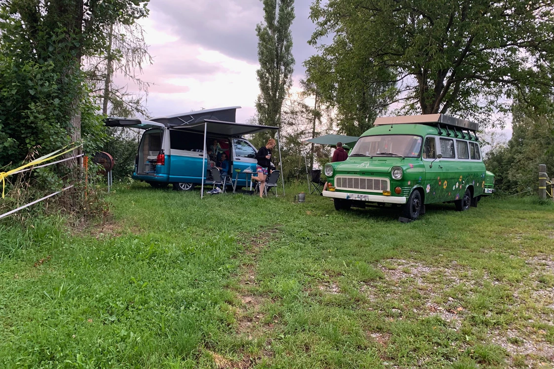 Wohnmobilstellplatz: Stellplatz auf dem Bauernhof