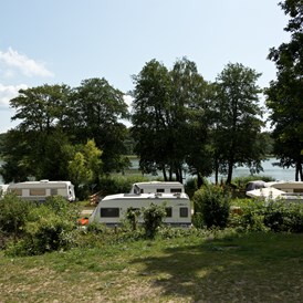 Wohnmobilstellplatz: Genuss Ferien, Natur und Strandcamping am Jabelschen See
