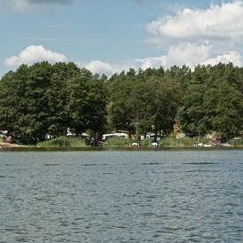 Wohnmobilstellplatz: Genuss Ferien, Natur und Strandcamping am Jabelschen See