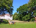 Wohnmobilstellplatz: englischer Landschaftspark - Schloss und Gutsanlage Zinzow