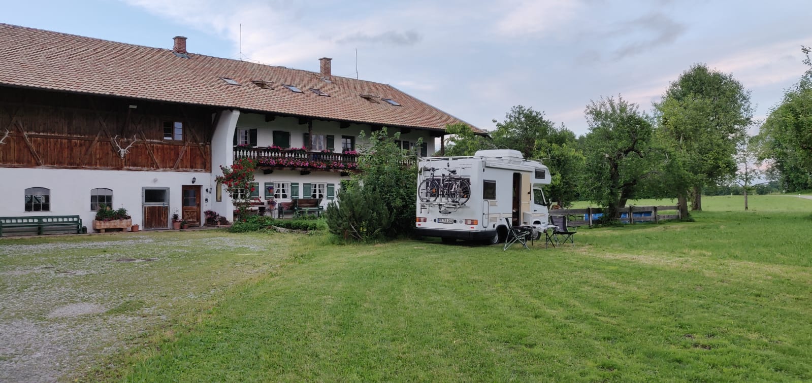 Wohnmobilstellplatz: Beim Holzmann