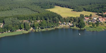 Reisemobilstellplatz - Schloen - Wohnmobilstellplatz und Campingplatz  Zwenzower Ufer am Großen Labussee, Zwenzow