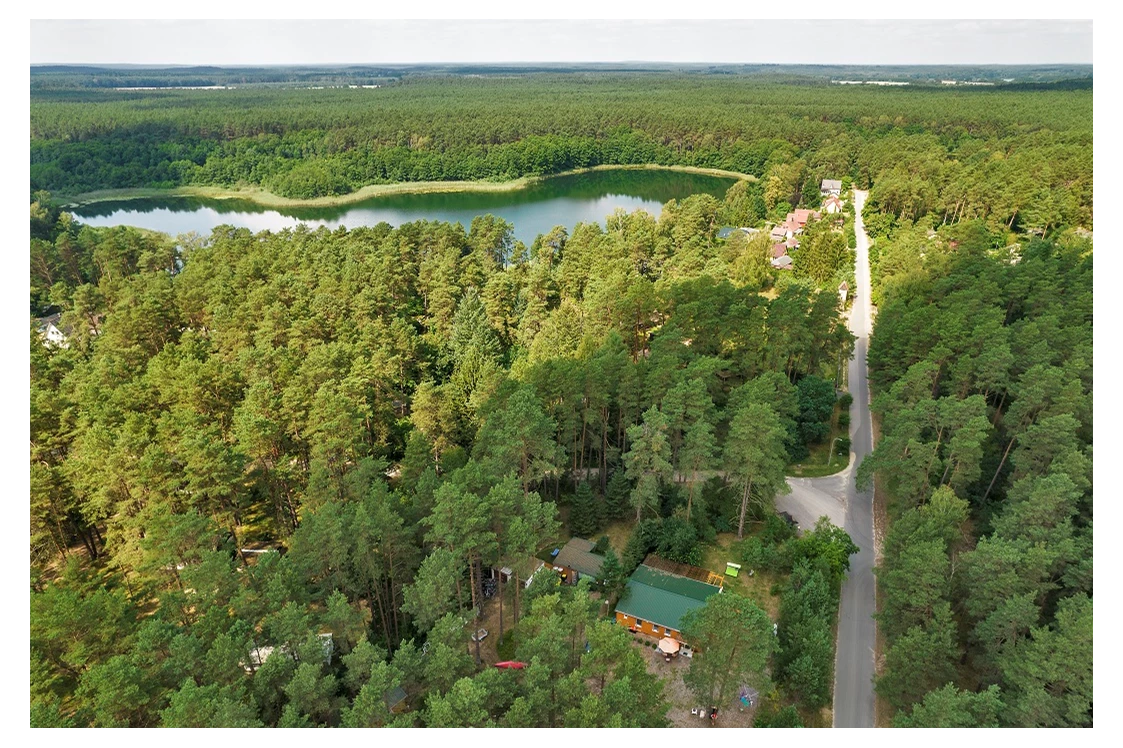 Wohnmobilstellplatz: Ferienwald Kastaven mit der Drohne aufgenommen - Kastavenwald