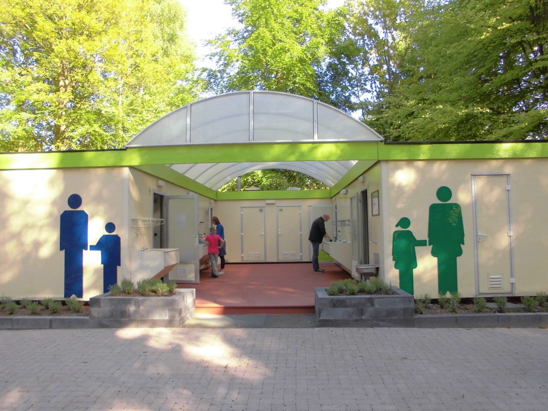 Wohnmobilstellplatz: Toilettegebäude - Vakantiepark 't Urkerbos