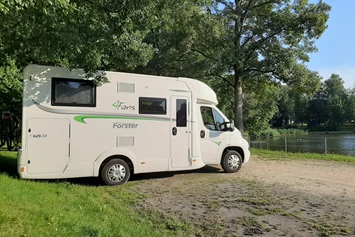 Wohnmobilstellplatz: Stellplatz - Freibadesee Neustadt Sachsen