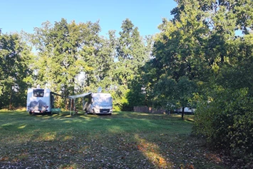 Wohnmobilstellplatz: Unser Campingplatz am Wald - Camping- und Zeltplatz Kleine Freiheit