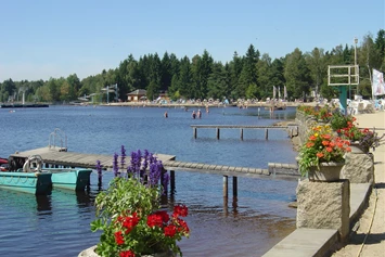 Wohnmobilstellplatz: Beschreibungstext für das Bild - Am Strandbad Filzteich