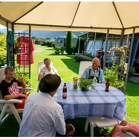 Wohnmobilstellplatz: Ferienbauernhof Bräuhauser