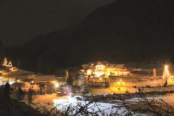 Wohnmobilstellplatz: Außenansicht Winter - Caravan und Hotel Reisemobilstellplatz Gailberghöhe