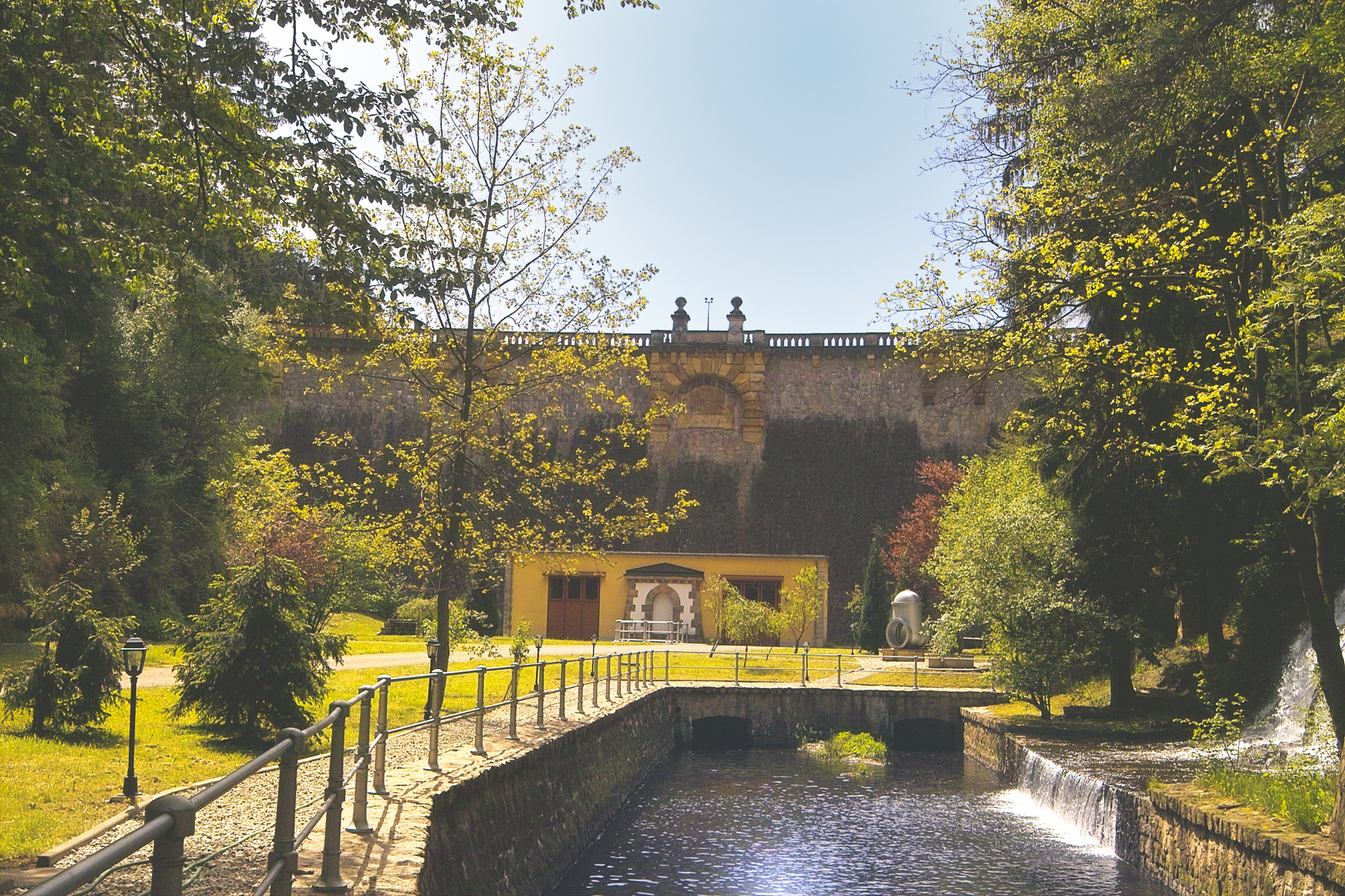 Reisemobilstellplatz - Benshausen - Alte Tambacher Talsperre - Reisemobil-Stellplatz