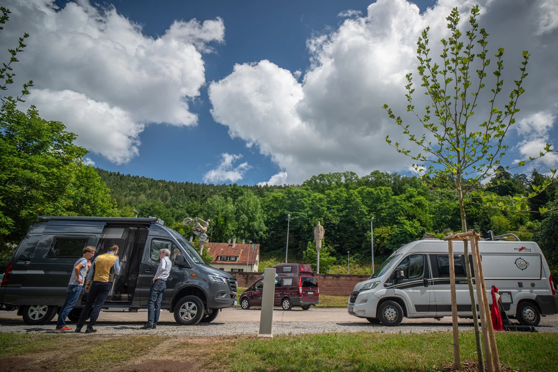 Wohnmobilstellplatz: Wohnmobilstellplatz "Flößerwasen" in Calw-Hirsau. - Wohnmobilstellplatz Flößerwasen in Calw-Hirsau