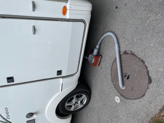 Wohnmobilstellplatz: Entsorgung Grauwasser - Natur-Stellplatz Gampel