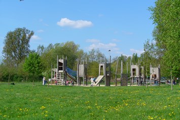 Wohnmobilstellplatz: Spielplatz am Lippesee - Stellplatz am Lippesee