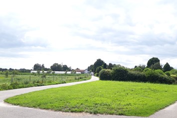 Wohnmobilstellplatz: Stellplatz "Feldblick" mit Alleinlage - Stellplatz "Feldblick" und "Am Garten" auf dem Bauernhof Familie Kamp