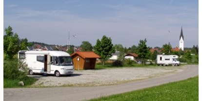 Reisemobilstellplatz - Art des Stellplatz: Sportstätte - Biessenhofen (Landkreis Ostallgäu) - Wohnmobilstellplatz Wald - Wohnmobilstellplatz Wald