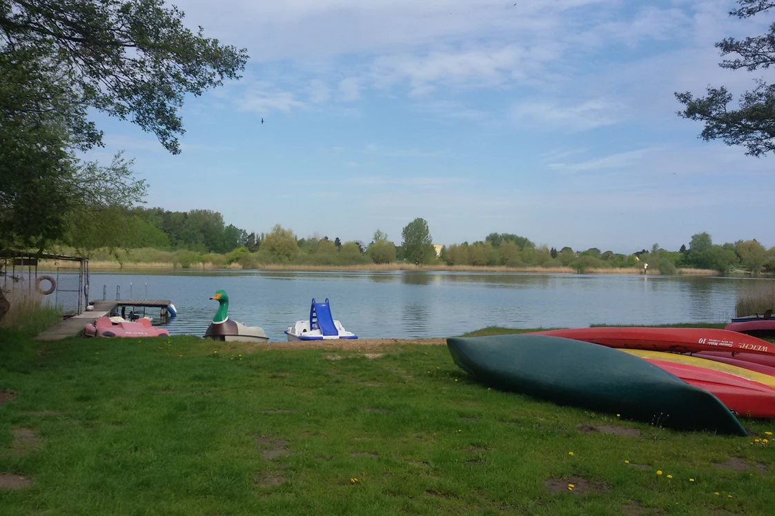 Wohnmobilstellplatz: Camping am Müritzarm