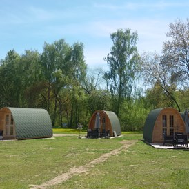 Wohnmobilstellplatz: Camping am Müritzarm