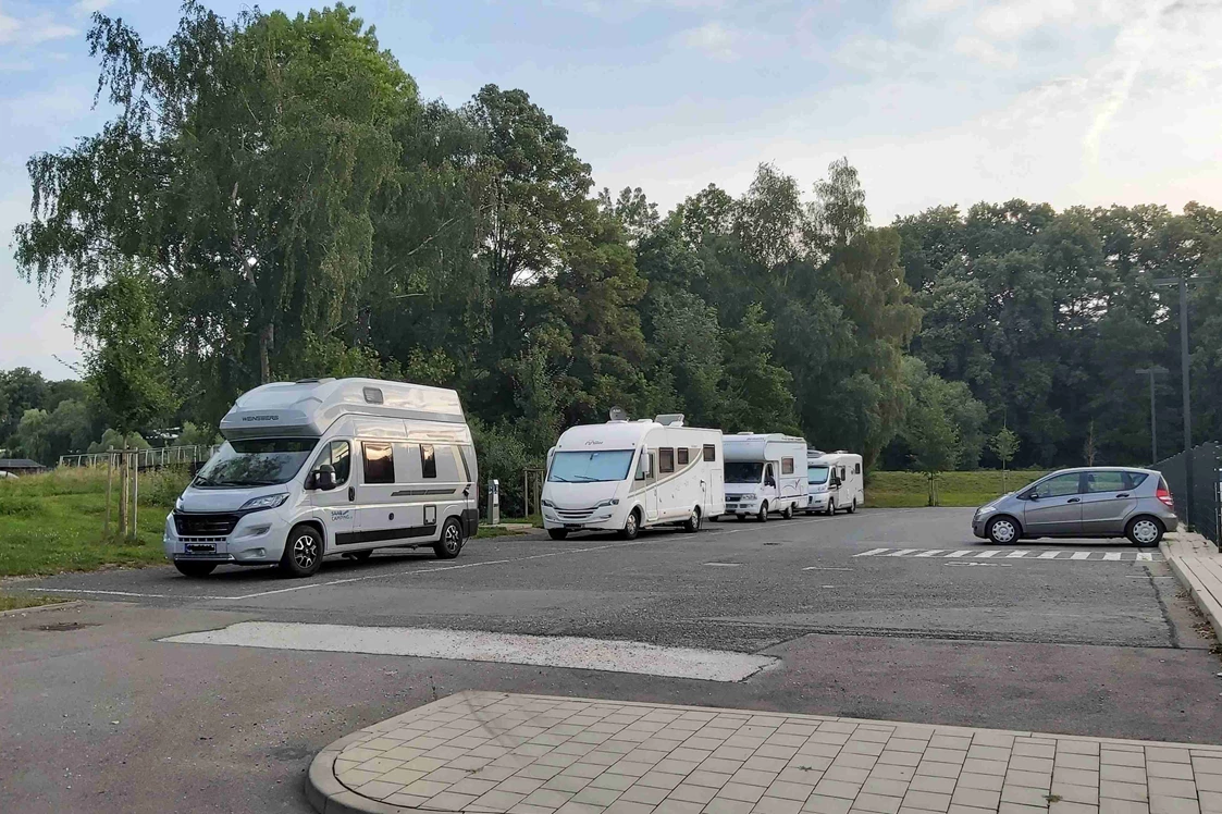 Wohnmobilstellplatz: Stellplatz am Ubineum