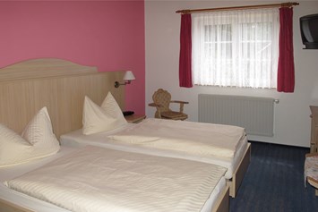 Wohnmobilstellplatz: Zimmer - Hotel Zur Lochmühle