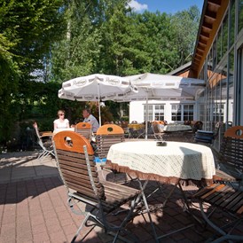 Wohnmobilstellplatz: Terrasse - Hotel Zur Lochmühle