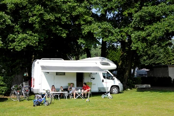 Wohnmobilstellplatz: Campingplatz - Recreatieoord Wilhelm Tell