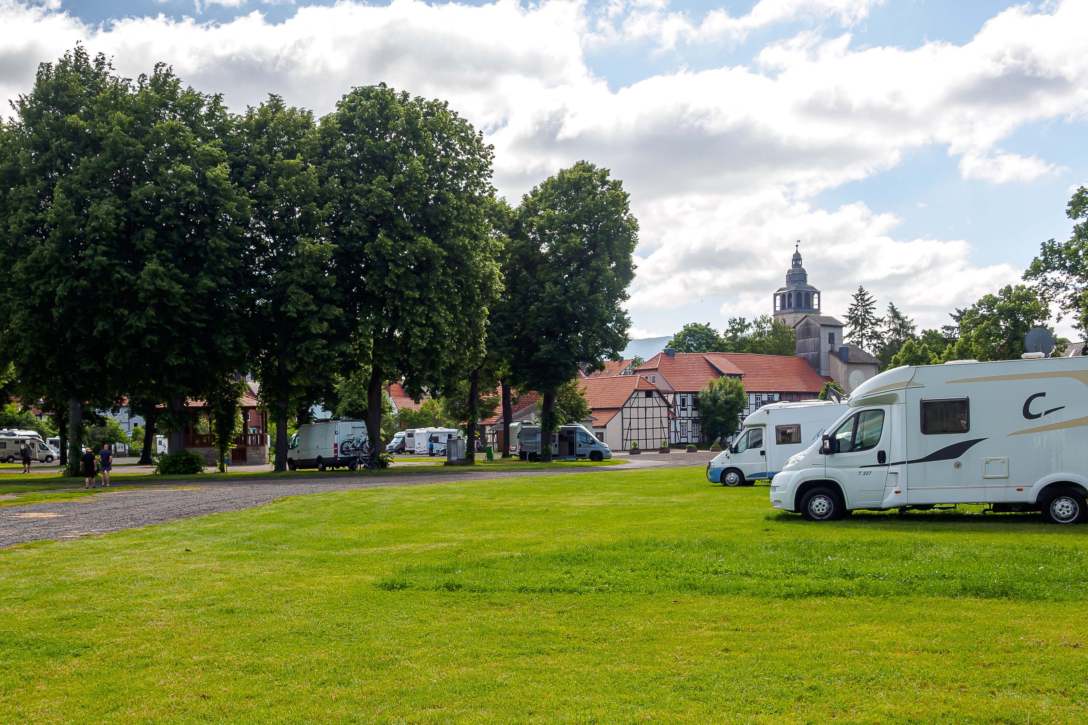 Wohnmobilstellplatz: Auf dem Franzrasen
