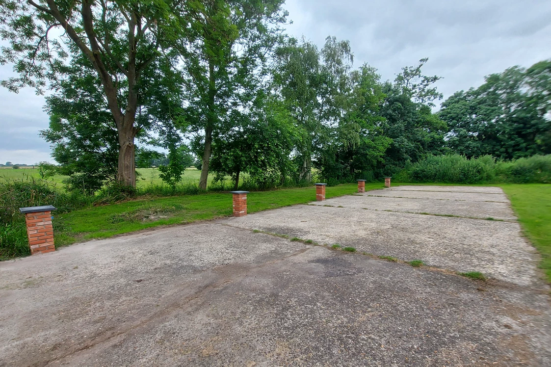 Wohnmobilstellplatz: Stellplätze - Alter Bangsteder Hof 