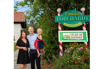 Wohnmobilstellplatz: Die Gastgeber - Familie Borchardt - Bauerborchardt - Urlaub am Bauernhof bei Familie Borchardt