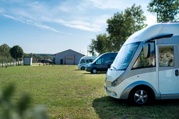 Wohnmobilstellplatz: Meck Charter Caravan Waren-Müritz