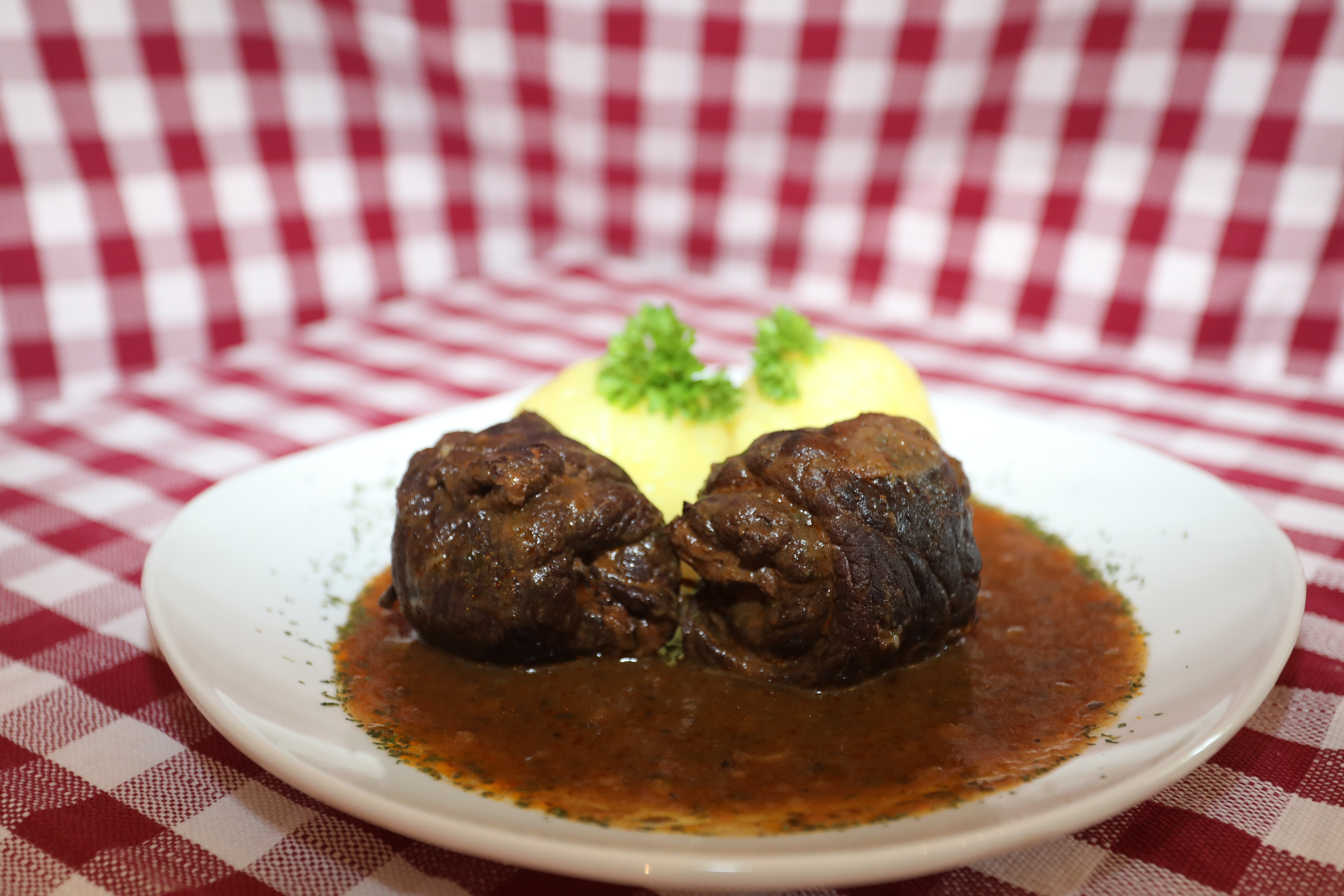 Wohnmobilstellplatz: Vom Küchenchef empfohlen - die klassische Rinderroulade - Camping-Stellplatz "Altjessen 57"