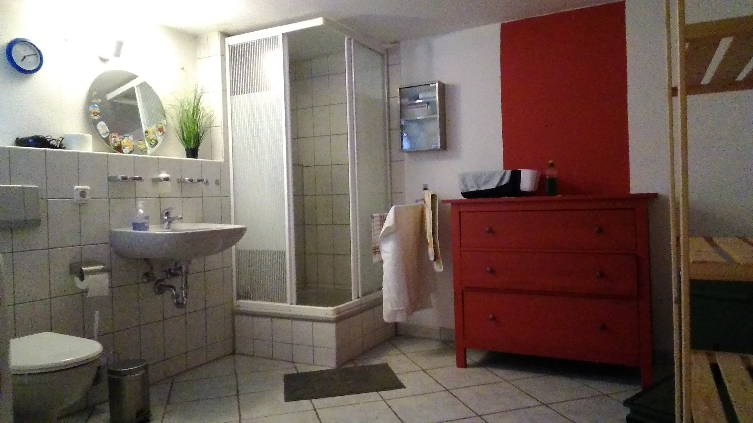 Wohnmobilstellplatz: Großes Bad - Camping-Stellplatz "Altjessen 57"