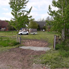 Wohnmobilstellplatz: Stellplätze für Wohnmobile und Wohnwagen in Enge-Sande, Nordfriesland. Ruhige Lage in Nähe der Syltroute.