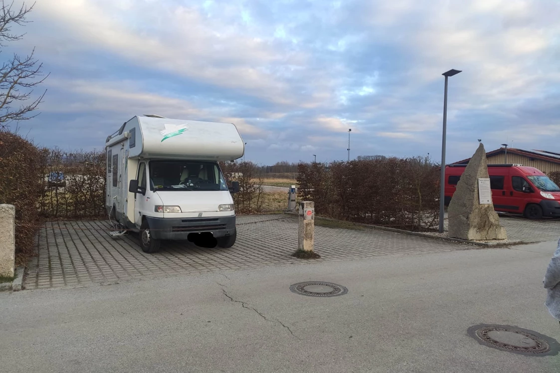 Wohnmobilstellplatz: Wohnmobilstellplatz in Deggendorf