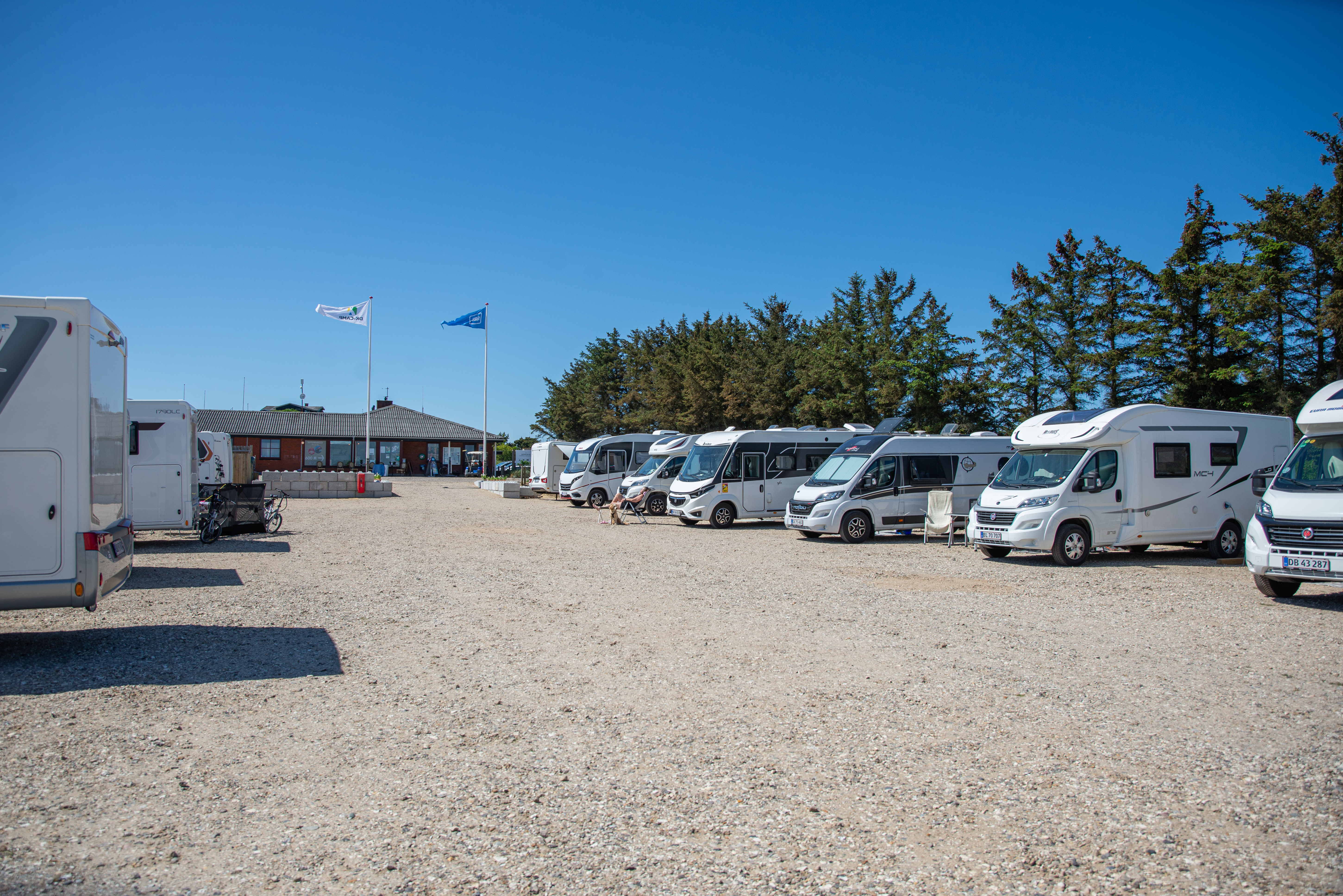 kampeerplaats voor campers - Vedersø Klit - Stellplatz Søndervig