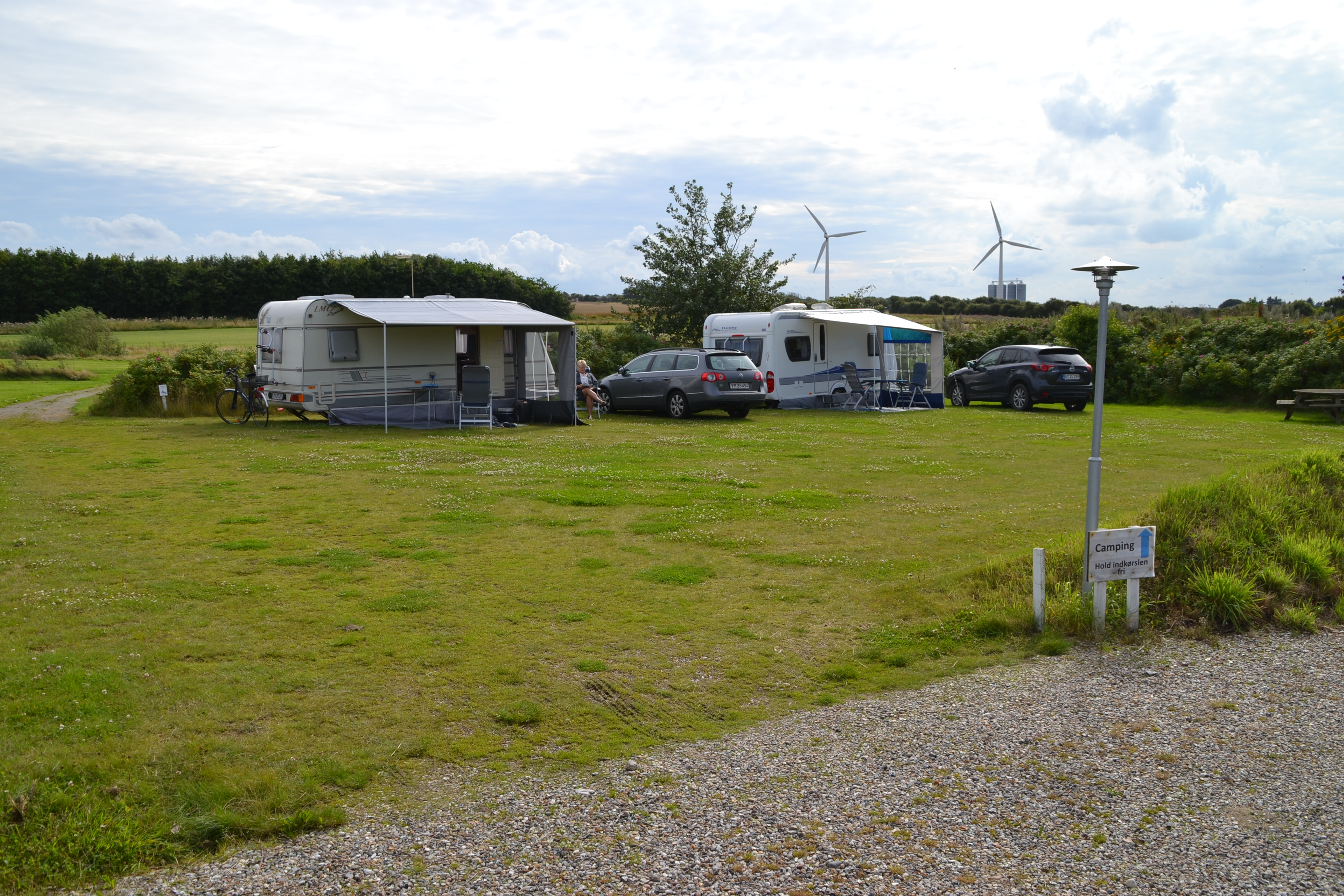 Reisemobilstellplatz - Farsø - Du betaler for overnatning på GolfMore automaten i klubhuset.  - Løgstør Golfklub