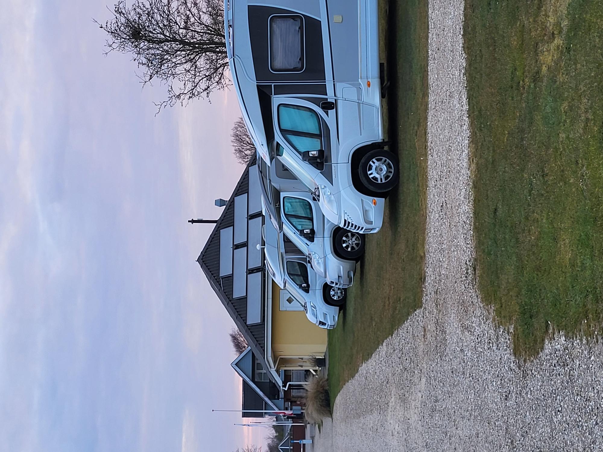 Reisemobilstellplatz - Vejers Strand - Auf dem Platz drinnen - (kostet mehr aber schön und ruhig) - Bork Havn Camping