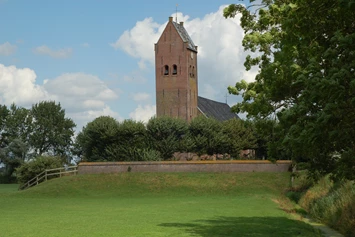 Wohnmobilstellplatz: Kirche Swichum - Camping Swichumer Pleats