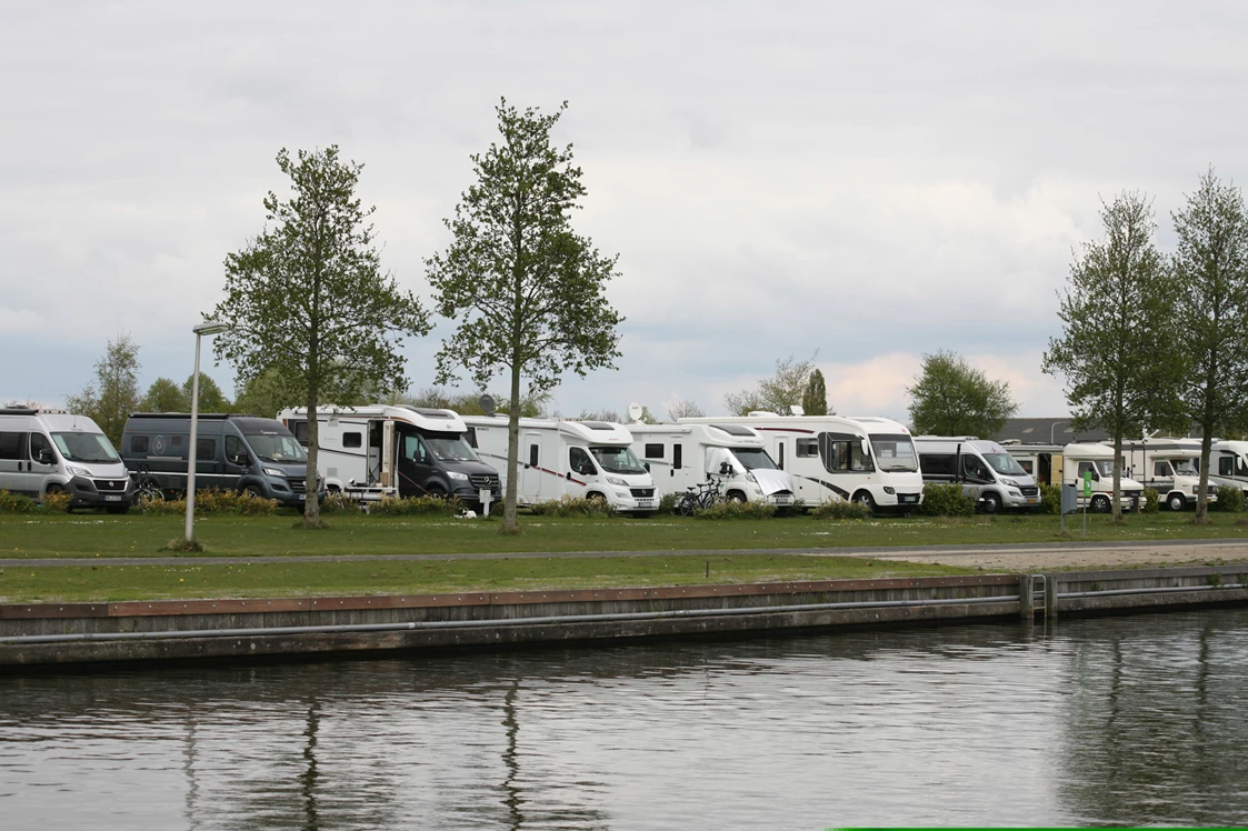 Wohnmobilstellplatz: Jachthaven Midwolda