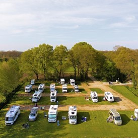 Wohnmobilstellplatz: luftfoto unsere stellplatz - Campercamping Bentelose Esch