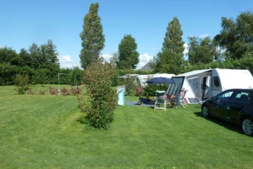 Wohnmobilstellplatz: Camping de Boerenzwaluw, Zijdewind, Noord-Holland, Nederland - Camping de Boerenzwaluw