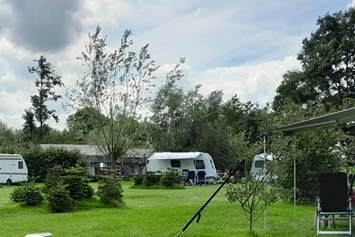 Wohnmobilstellplatz: dem Campingplatz selbst wählen.
Jeder Ort hat Strom und Internet - SVR-Camping Pieters Farm