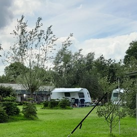 Wohnmobilstellplatz: dem Campingplatz selbst wählen.
Jeder Ort hat Strom und Internet - SVR-Camping Pieters Farm