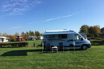 Wohnmobilstellplatz: Kampeerhoeve Bussloo