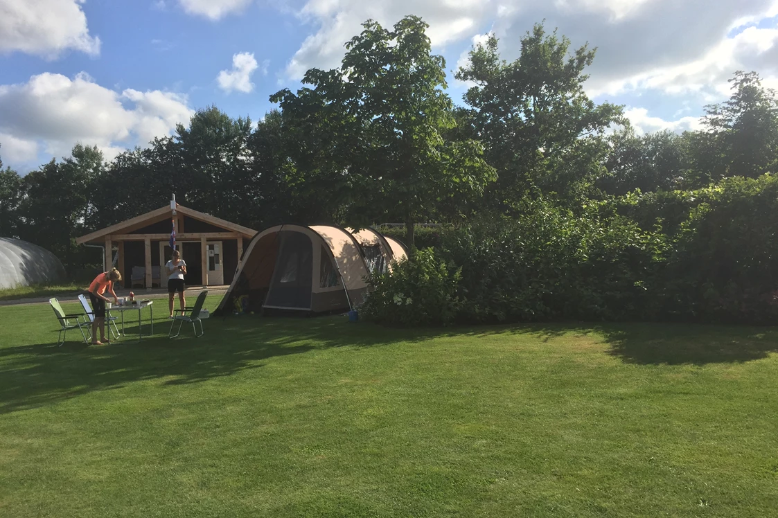 Wohnmobilstellplatz: SVR Camping De Wedze